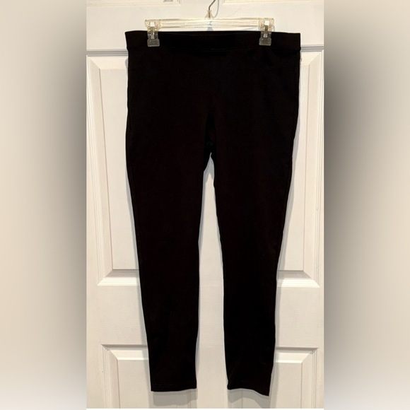 HUE Mid-Rise Ponte Black Leggings Large - Picture 5 of 9